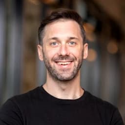 Adam Versprille